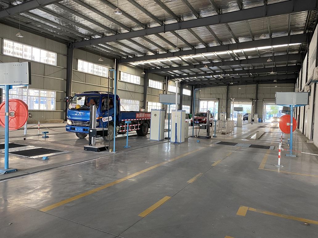 使用机动车检测设备之前需要检查哪些问题？